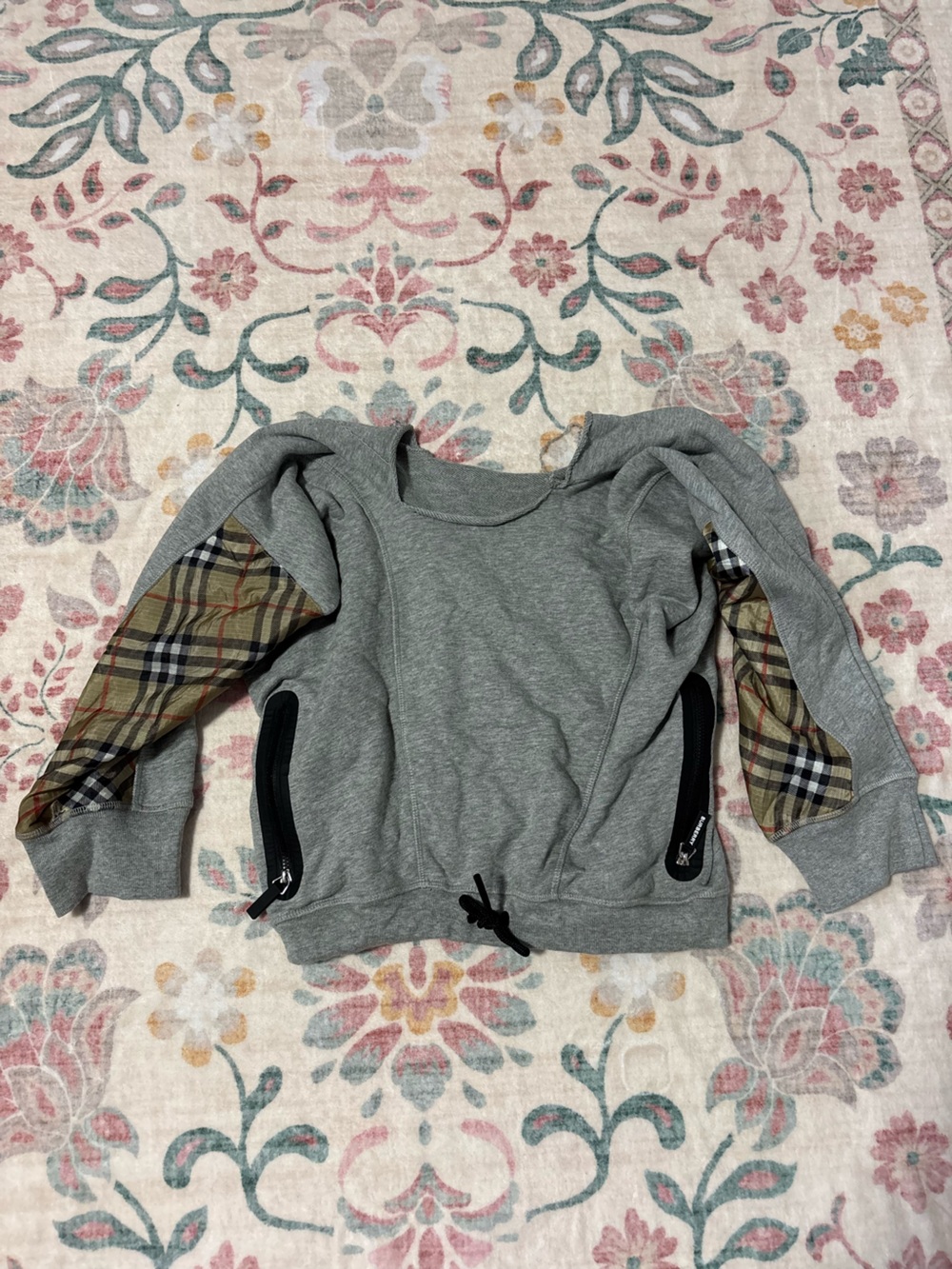 Burberry Gray Crewneck Sweatshirt with Tan Vintage Check Sleeve Panels